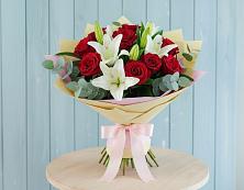 Букет цветов из:  Лилии и Розы в Пивоварихе