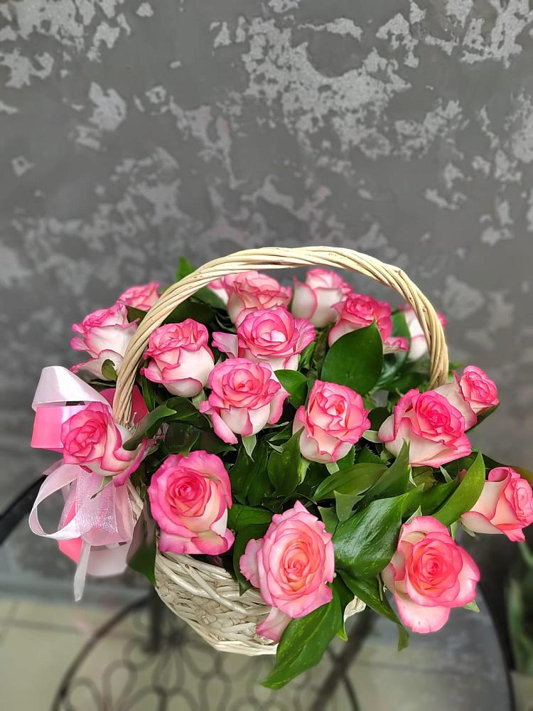 Цветочная композиция из Розы в корзине в Пивоварихе