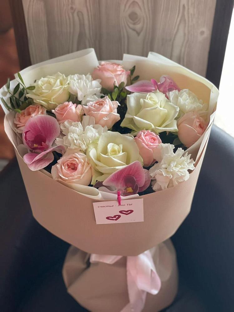 Букет цветов из: Орхидеи, Розы и Гвоздики в Пивоварихе