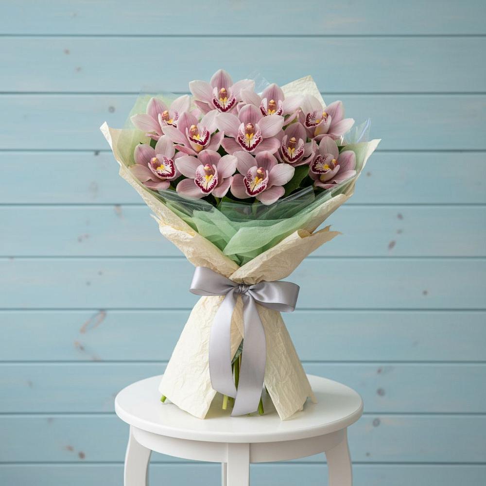 Букет цветов из: Орхидеи и Розы в Пивоварихе