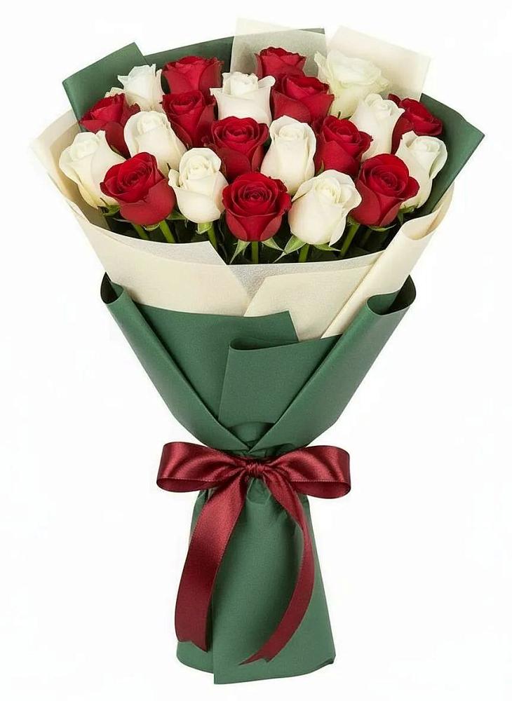 Букет Микс из красных и белых роз в Пивоварихе