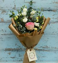 Букет цветов из:  Розы и Лизиантусы в Пивоварихе